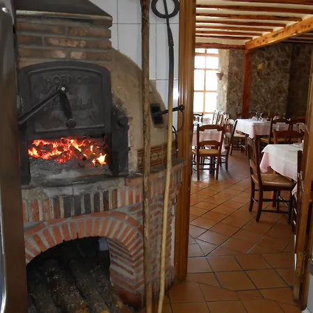 Отель Rural & Puente Del Duraton 4*