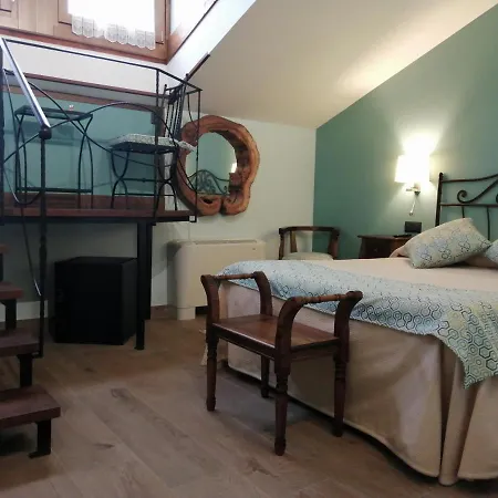 Hotel Rural & Puente Del Duraton 4*