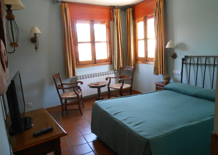 Rural & Puente Del Duraton Szálloda