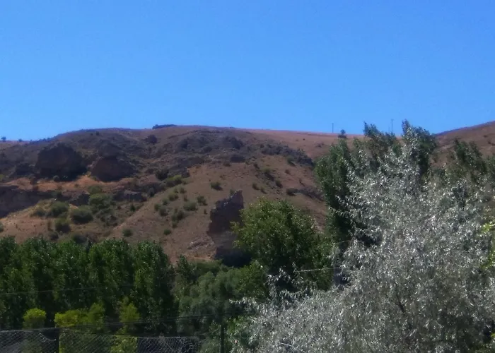 Otel Rural & Puente Del Duraton