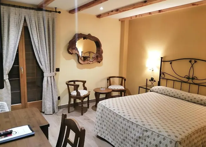 Rural & Puente Del Duraton Szálloda 4*