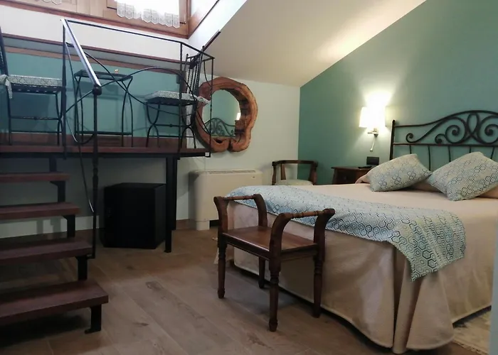 Otel Rural & Puente Del Duraton 4*